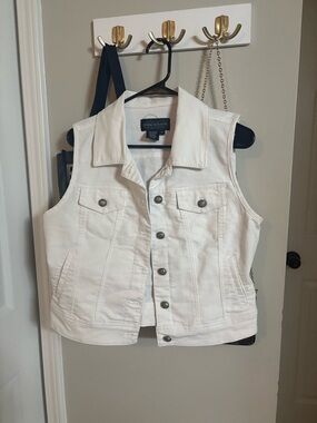 Live a Little White Sleeveless Denim Vest